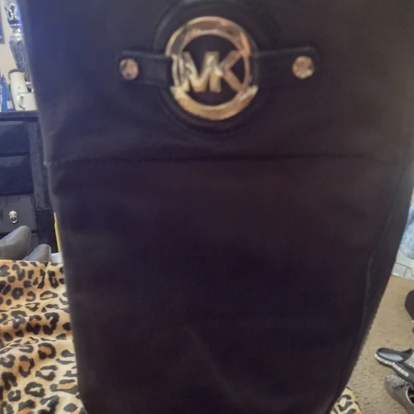 Black Leather Boots and Belt Set - Picture 7 of 12